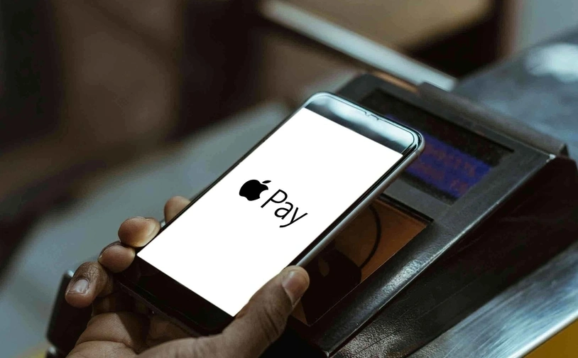 Jak płacić przy użyciu Apple Pay?